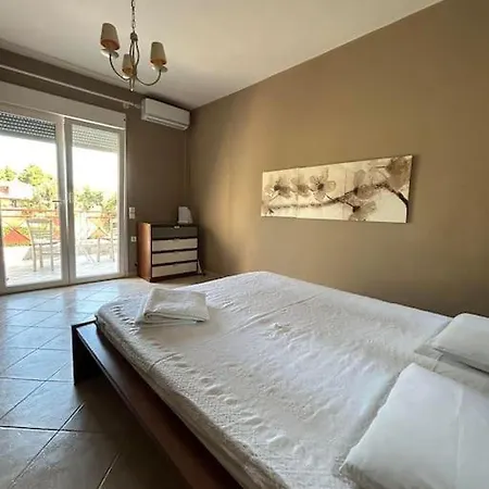 Hébergement de vacances Pine *